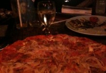 Méga pizza de chez Luca